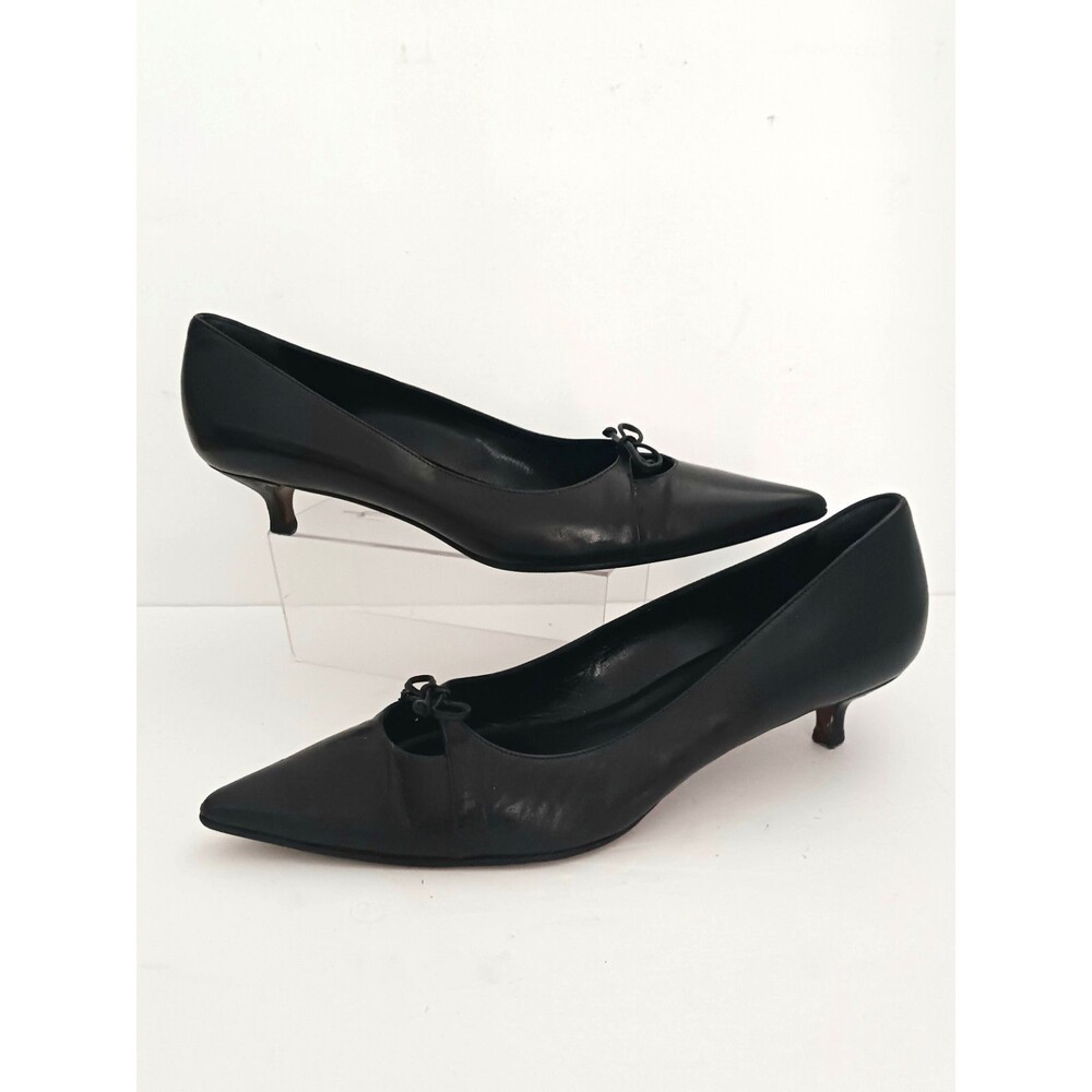 Gucci Blk Leather Point Toe Kitten Heel Pump Bow Accent Made in Italy US 8.5B
